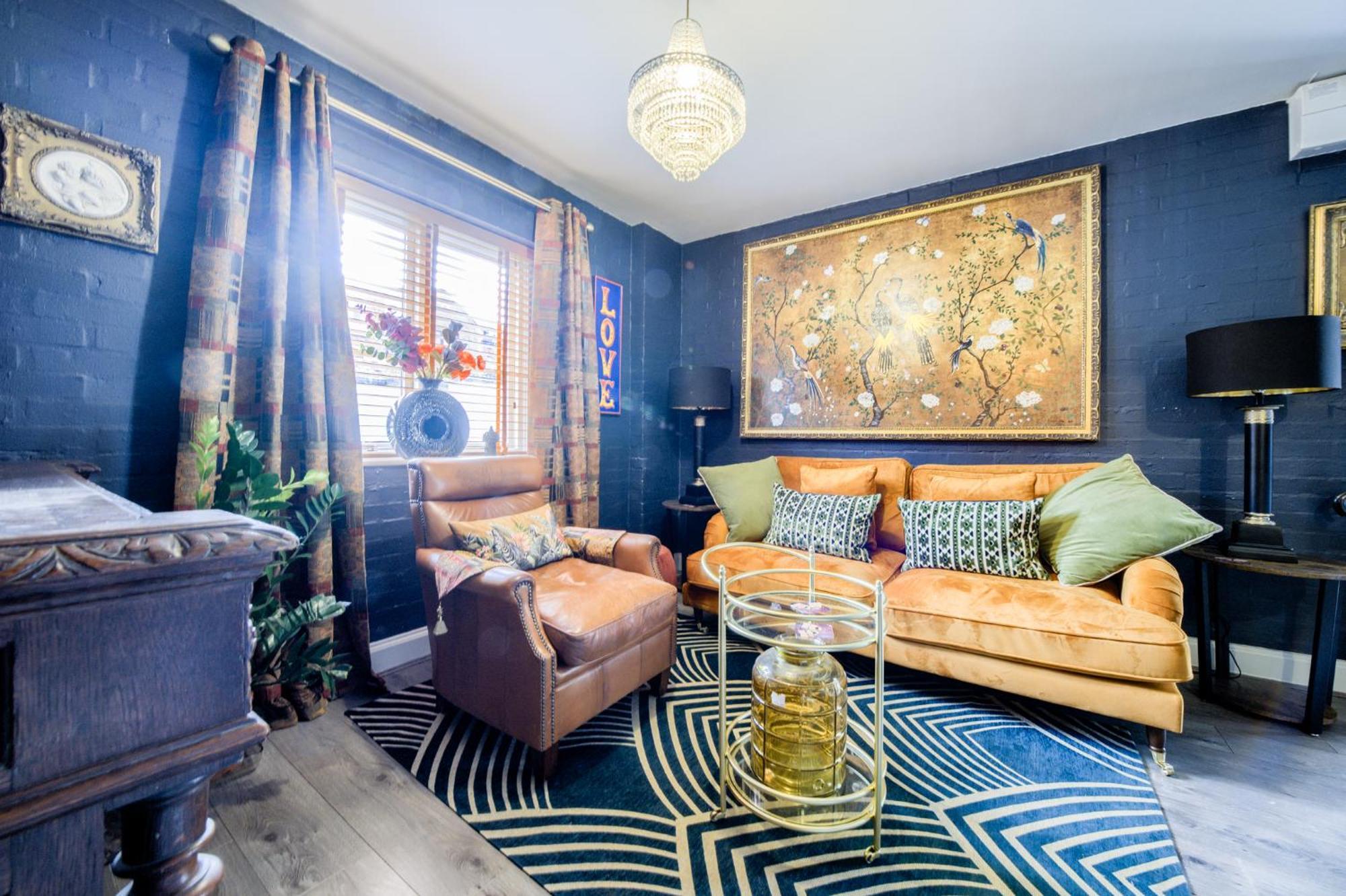 Romeo & Juliet'S With Private Parking Apartment สแตรทฟอร์ด อะพอน เอวอน ภายนอก รูปภาพ